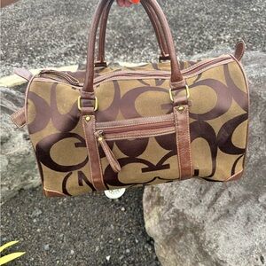 Unbranded Duffle Travel Bag Adjustable Straps Leather Like with Pockets